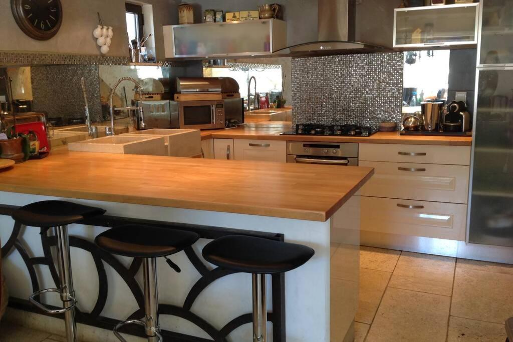 Chalet Familial โอรง ภายนอก รูปภาพ