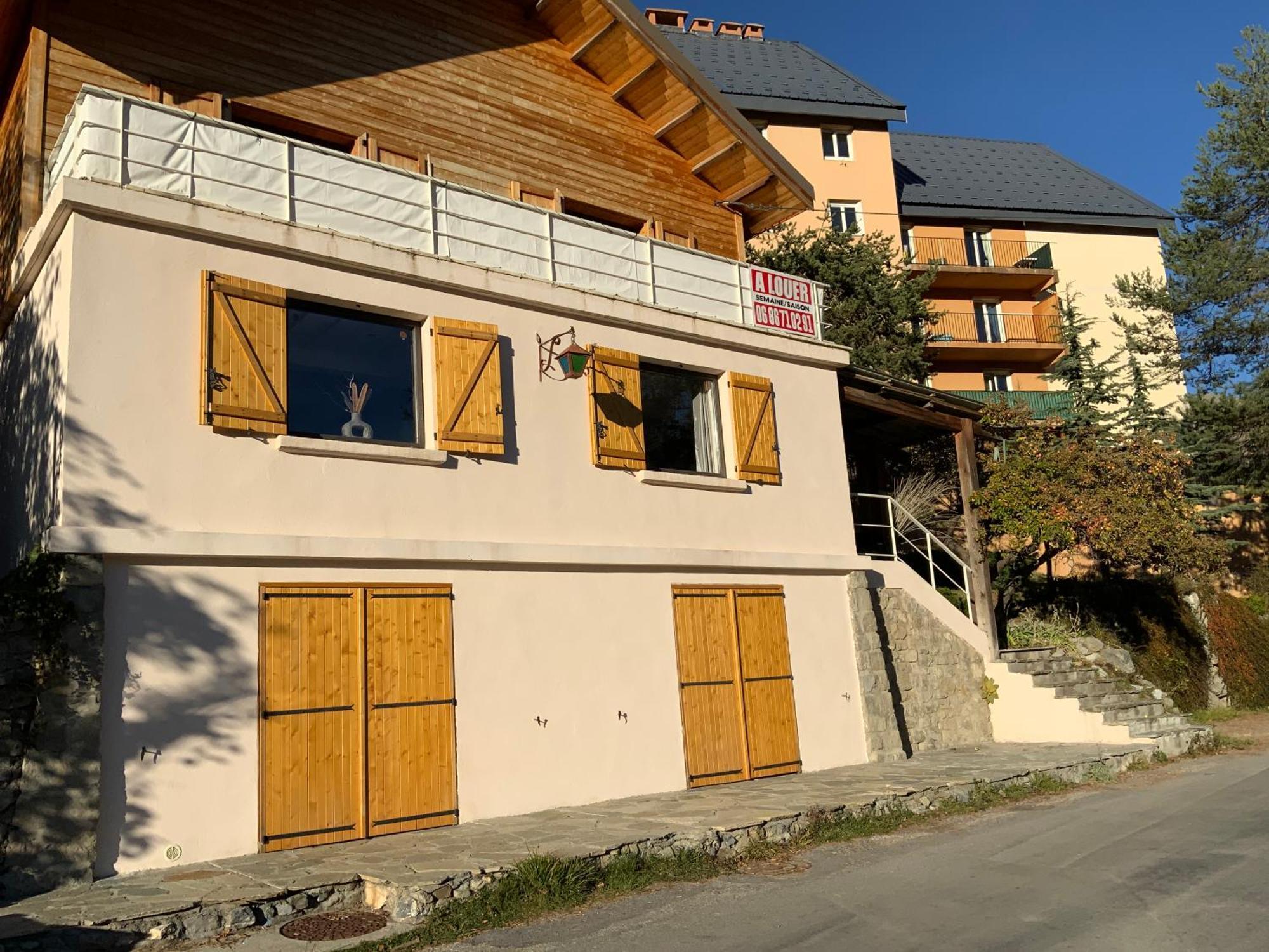 Chalet Familial โอรง ภายนอก รูปภาพ